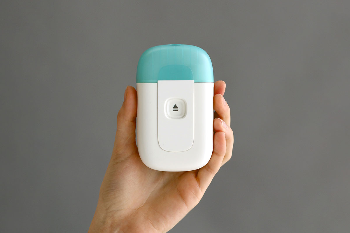 ponyo-wearable-device-family-underside