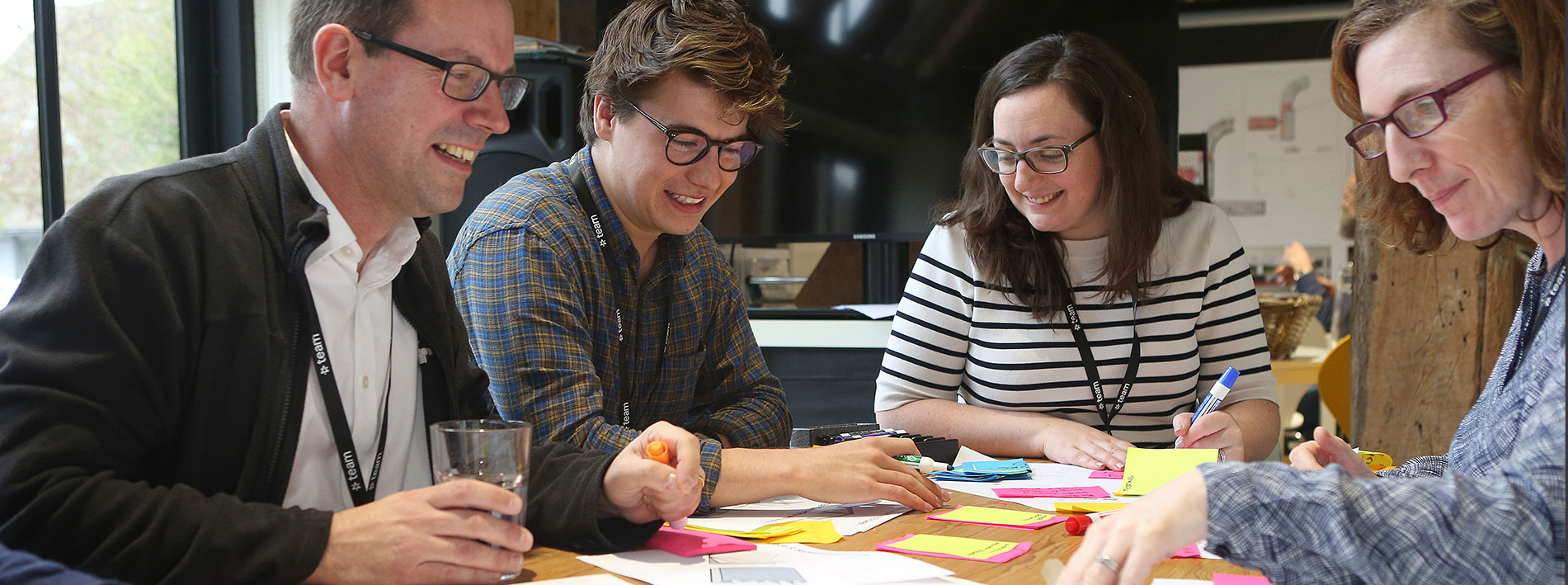 Working with young companies_full bleed