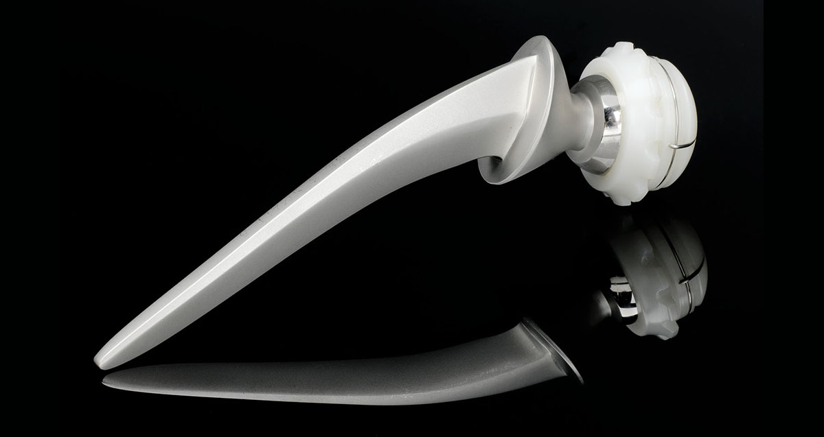 Stainless_steel_and_ultra_high_molecular_weight_polythene_hip_replacement_(9672239334)